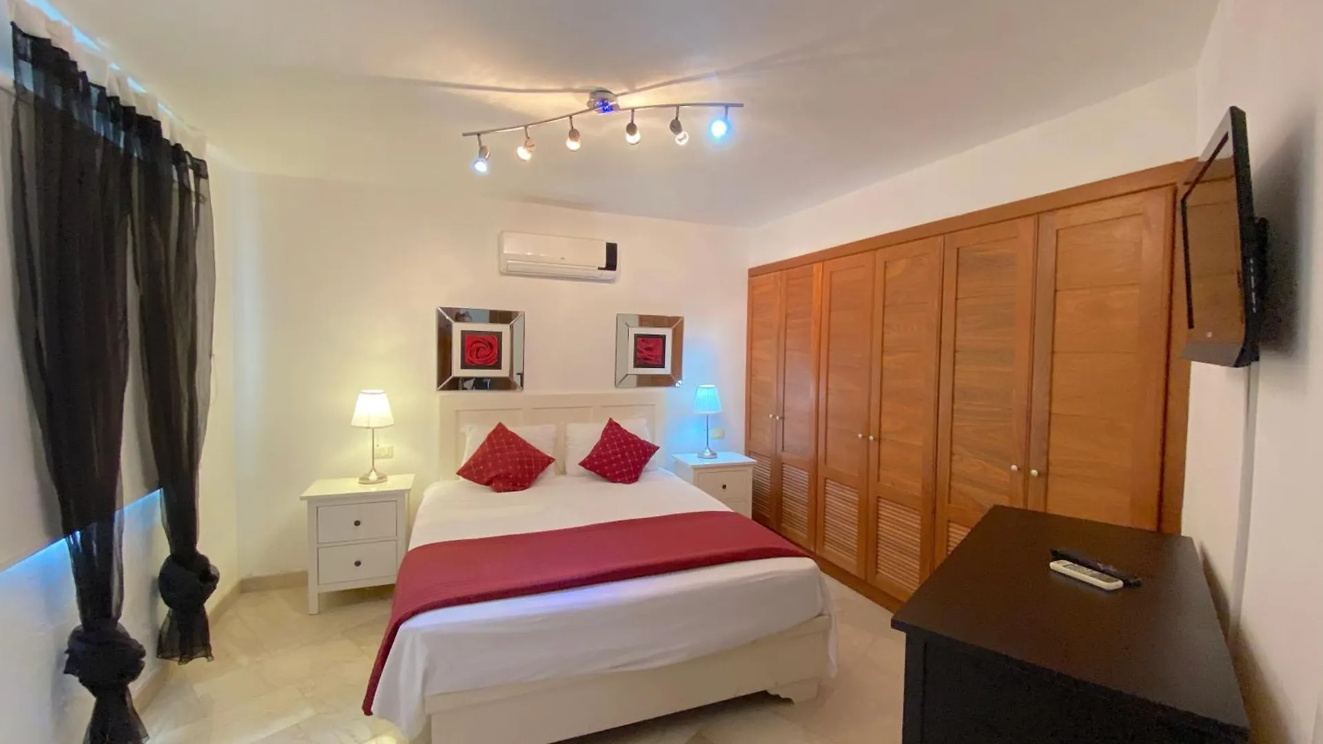 פונטה קאנה Tropical Villas Playa Los Corales מלון פונטה קאנה
